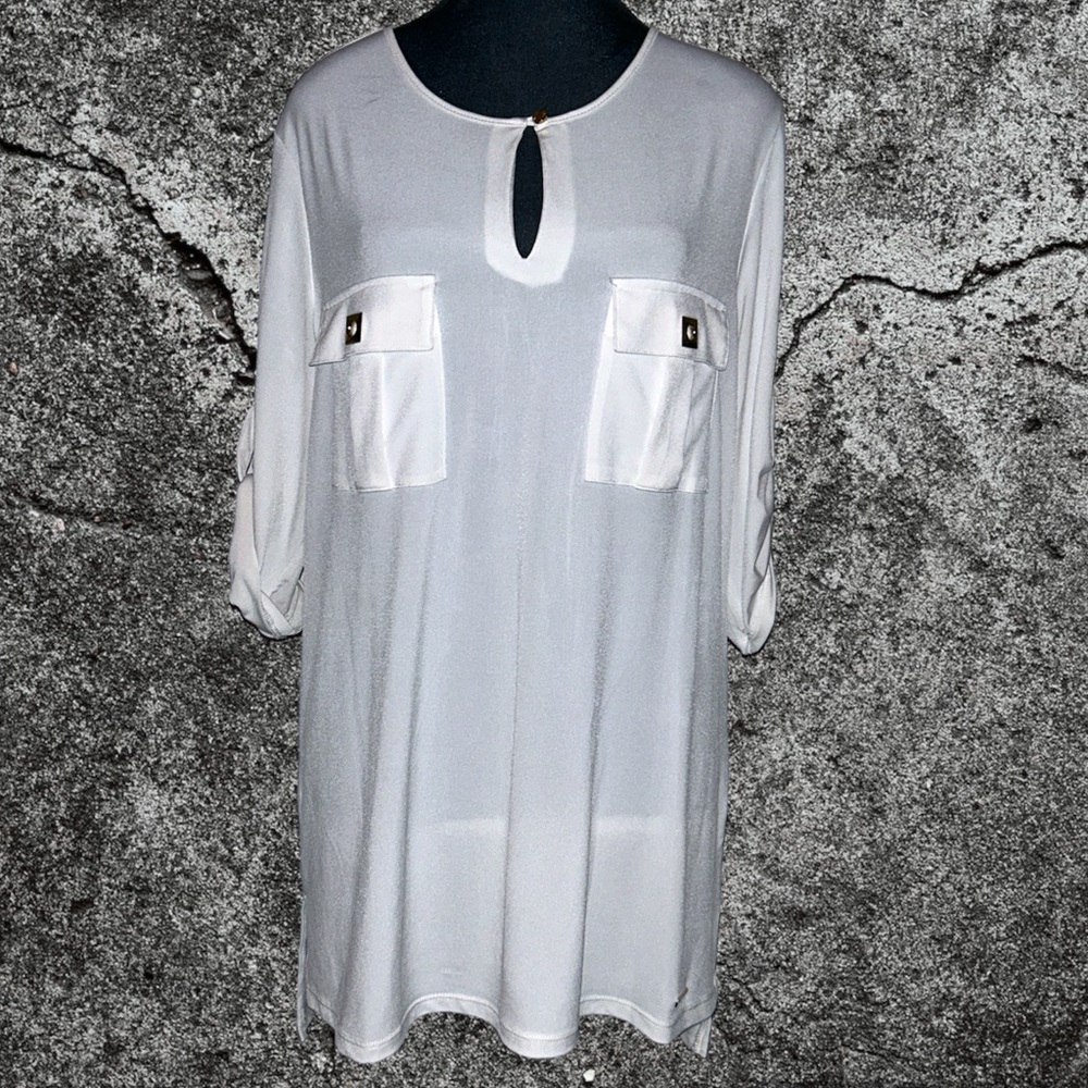 Ellen Tracy comfortable stretchy business casual gold metal details tunic